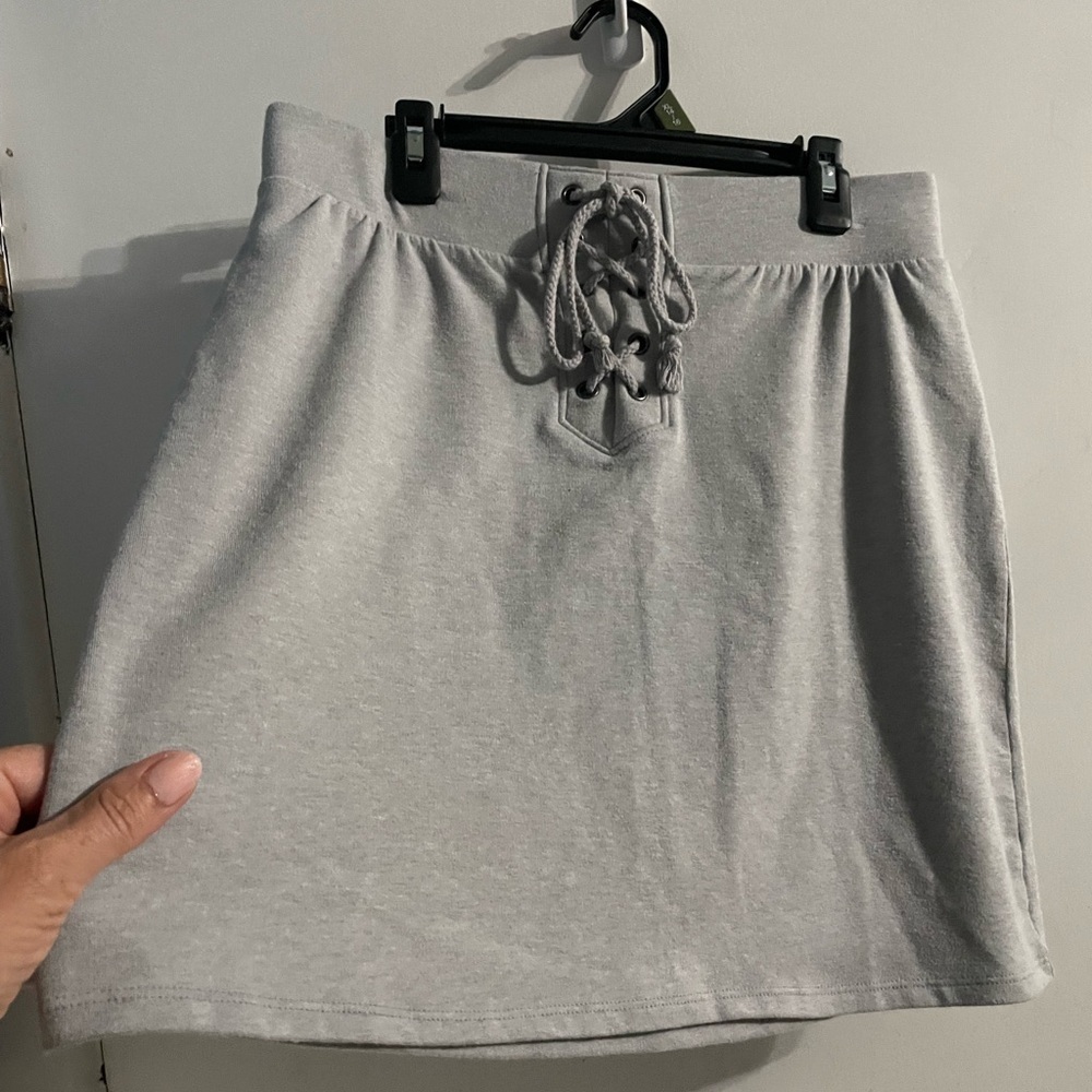 Flirtitude Gray Lace-Up Mini Skirt size medium - Picture 3 of 9